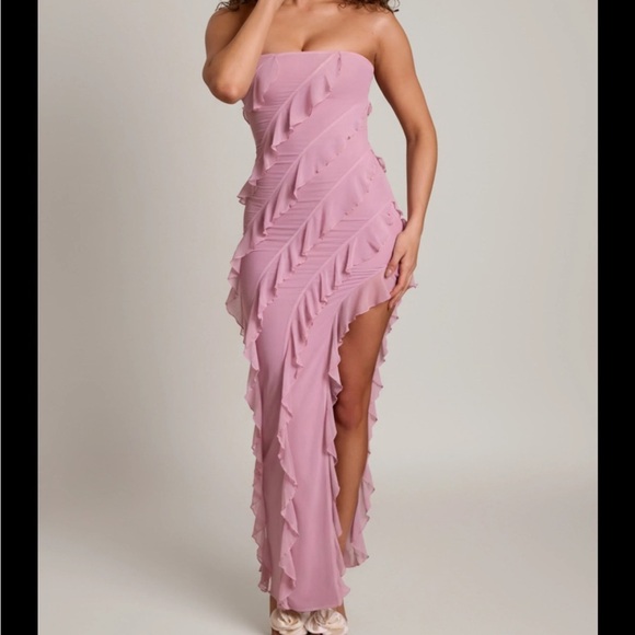 Oh Polly Dresses & Skirts - Oh Polly Nevali Badeau Ruffle Detail Maxi Dress Dusty Pink Size 2